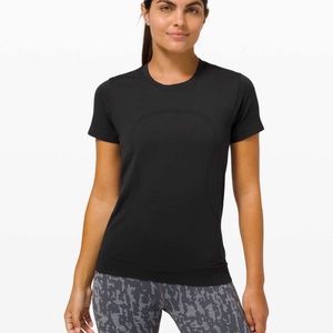 Lululemon black swiftly breathe short sleeve shirt NEW